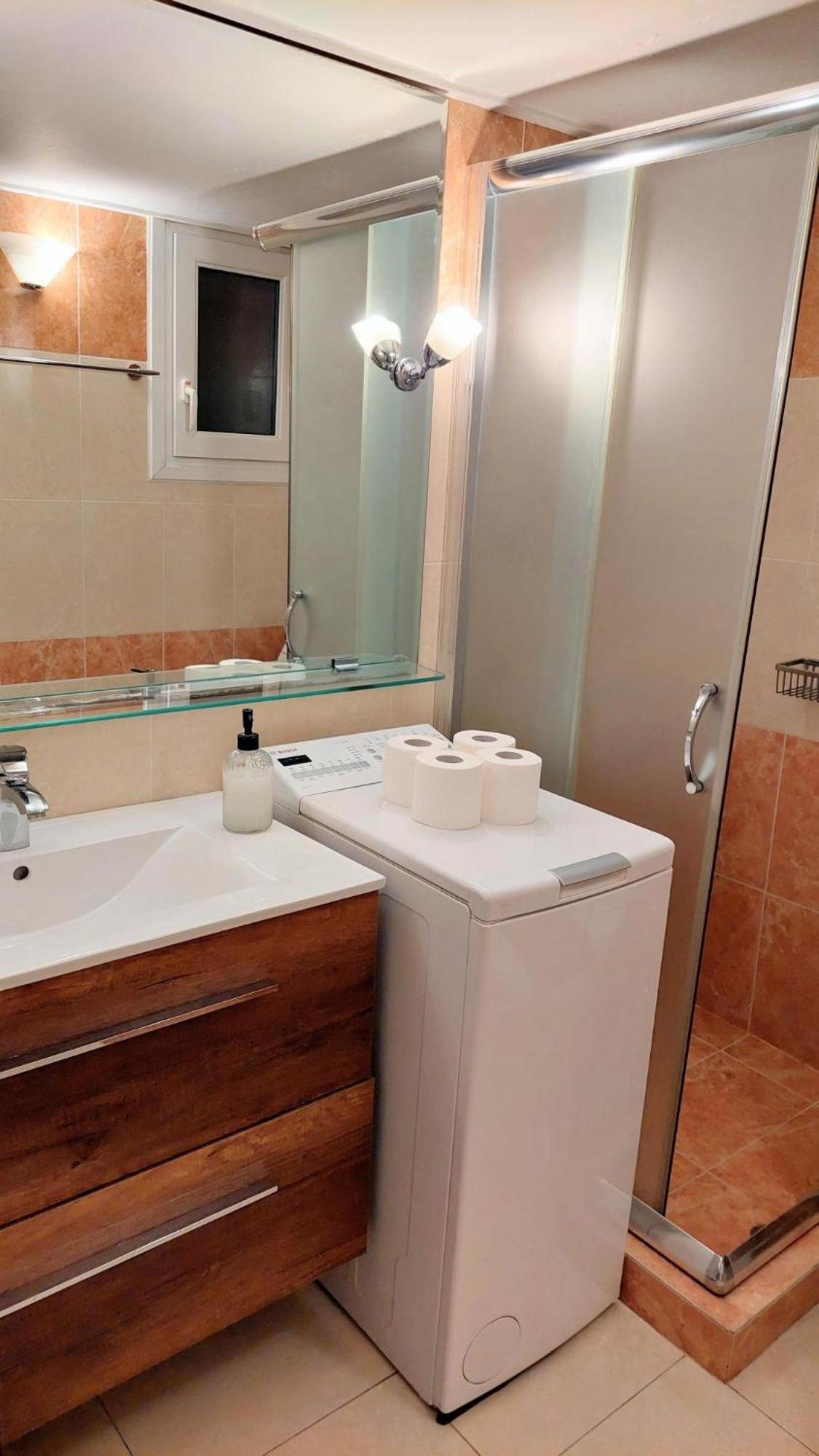 Lovely Apartment In Athens Center Εξωτερικό φωτογραφία